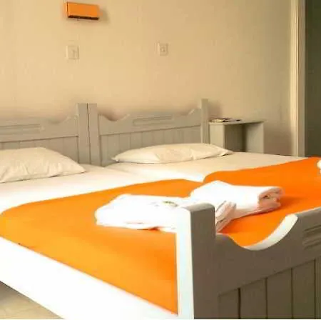 Alafuzos 4* Agia Paraskevi (Santorini)