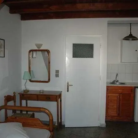 Hotel Alafuzos Agia Paraskevi (Santorini)